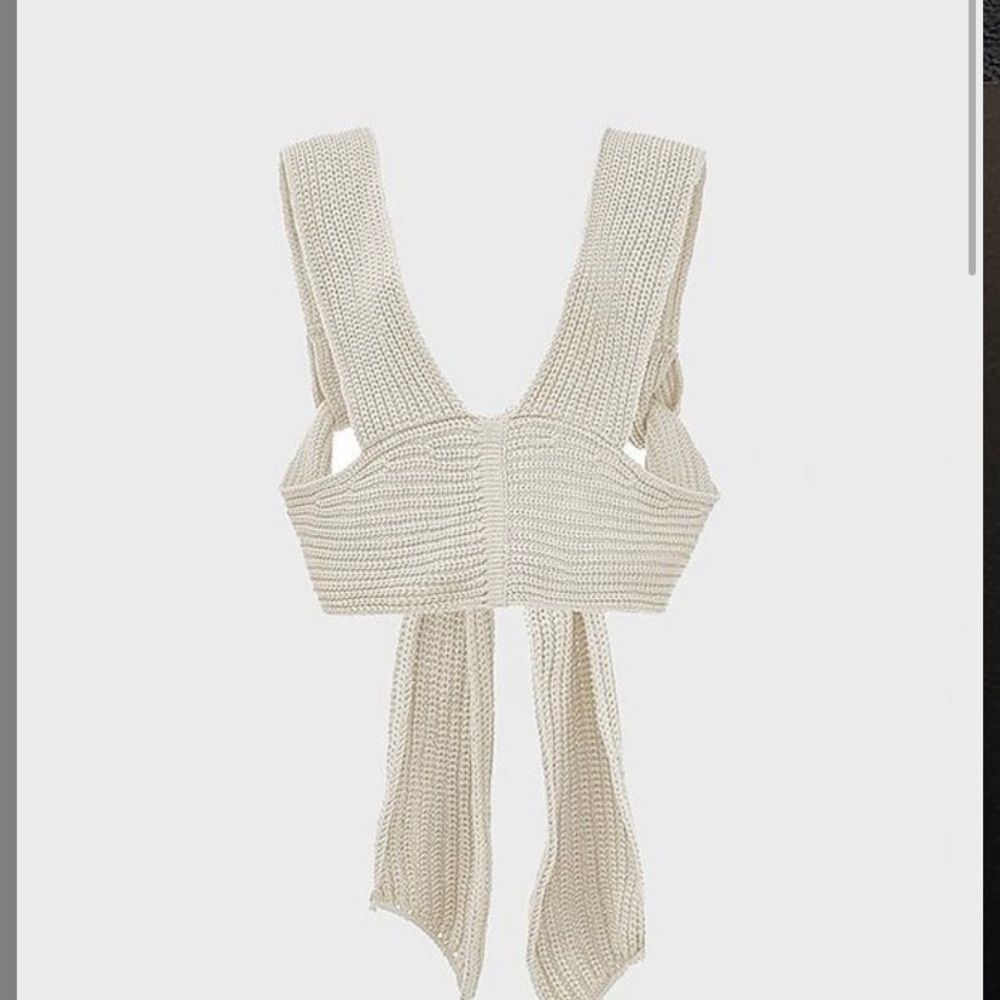 Spring nanu top